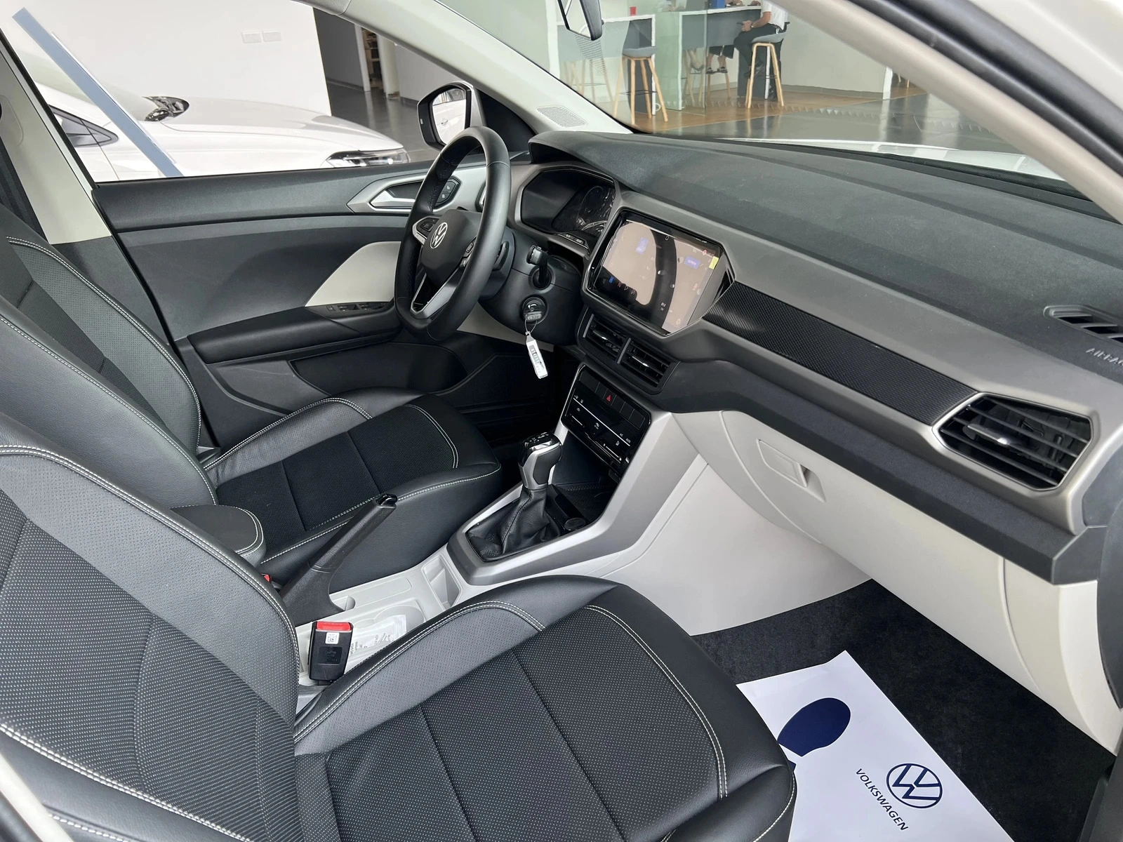 VW T-Cross Luxury vs Elegance: Lựa chọn nào cho phong cách